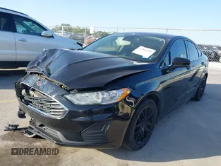 2019 Ford Fusion SE with VIN 3FA6P0HD3KR250483, listed as a IAAI auction lot 41866151 with 115,849 mi miles. Bid and sale history available at carsss.com. Image 17.