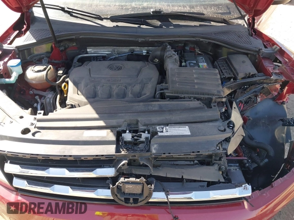 2019 Volkswagen Tiguan SE with VIN 3VV3B7AX3KM130075, listed as a IAAI auction lot 41807584 with 57,308 mi miles and . Bid and sale history available at DreamBid. Image 10.