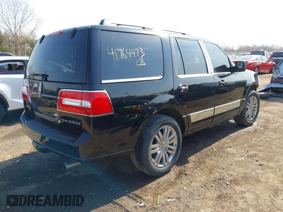 2008 Lincoln Navigator with VIN 5LMFU28538LJ21943, listed as a IAAI auction lot 41764473 with 116,431 mi miles. Bid and sale history available at carsss.com. Image 4.