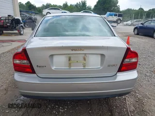 2003 Volvo S80 2.9L с VIN YV1TS92D231310509, выставлен на аукционе IAAI как лот 42460419 с пробегом 140 259 миль миль и . История ставок и продаж доступна на DreamBid. Изображение 16.
