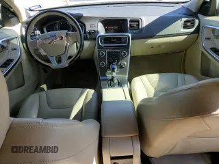 2015 Volvo S60 T5 Drive-E Premier with VIN YV140MFK7F2355479, listed as a Copart auction lot 39203714 with 106,920 mi miles. Bid and sale history available at carsss.com. Image 8.