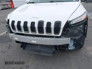 2017 Jeep Cherokee Latitude with VIN 1C4PJMCB6HW621929, listed as a IAAI auction lot 42016021 with 97,495 mi miles and . Bid and sale history available at DreamBid. Image 6.