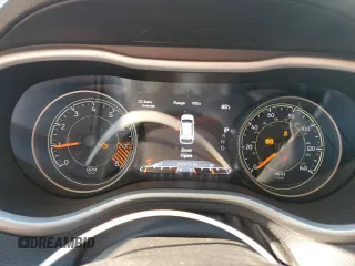 2015 Jeep Cherokee Trailhawk z VIN 1C4PJMBS6FW652001, wystawiony jako Copart lot #62344785 z przebiegiem 165 473 mil mil oraz Szkoda całkowita • Salvage title. Historia ofert i sprzedaży dostępna na DreamBid. Obrazek 9.