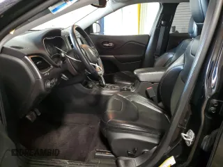 2019 Jeep Cherokee Altitude with VIN 1C4PJMLX4KD126188, listed as a Copart auction lot 41834845 with 109,405 mi miles and Salvage title. Bid and sale history available at DreamBid. Image 7.