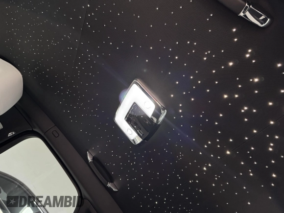 2022 Rolls-Royce Ghost Black Badge z VIN SCATD6C09NU209759, wystawiony jako IAAI lot #42301155 z przebiegiem 5631 mil mil oraz . Historia ofert i sprzedaży dostępna na DreamBid. Obrazek 15.