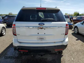 2014 Ford Explorer XLT z VIN 1FM5K8D80EGA05062, wystawiony jako Copart lot #56425455 z przebiegiem 188 429 mil mil oraz Szkoda całkowita • Salvage title. Historia ofert i sprzedaży dostępna na DreamBid. Obrazek 6.