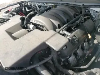 2018 Chevrolet Suburban LT z VIN 1GNSCHKC6JR102283, wystawiony jako Copart lot #85882115 z przebiegiem 128 900 mil mil oraz Szkoda całkowita • Salvage title. Historia ofert i sprzedaży dostępna na DreamBid. Obrazek 14.