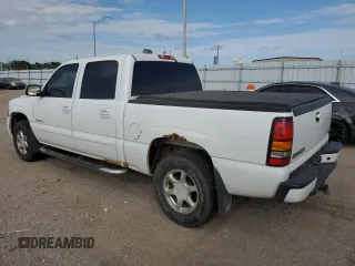 2005 GMC Sierra Denali z VIN 2GTEK63N551215749, wystawiony jako Copart lot #71357594 z przebiegiem 183 483 mil mil oraz Szkody całkowita. Historia ofert i sprzedaży dostępna na DreamBid. Obrazek 2.