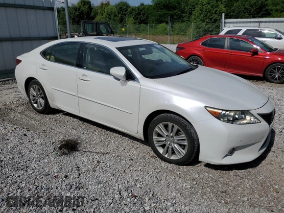 2014 Lexus ES 330 with VIN JTHBK1GG3E2105198, listed as a Copart auction lot 60158885 with 107,713 mi miles and Salvage title. Bid and sale history available at DreamBid. Image 4.