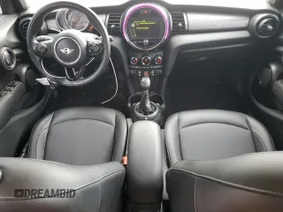 2016 MINI Hardtop 4 Door z VIN WMWXU1C51G2D12553, wystawiony jako Copart lot #52935265 z przebiegiem 57 593 mil mil oraz Szkoda całkowita • Salvage title. Historia ofert i sprzedaży dostępna na DreamBid. Obrazek 8.