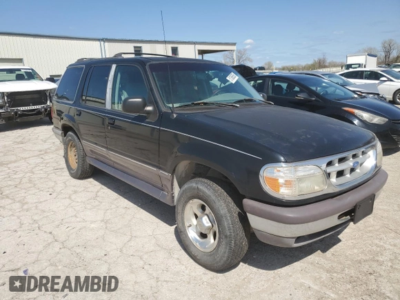 1996 Ford Explorer XL with VIN 1FMDU32XXTZB16075, listed as a Copart auction lot 51366585 with 105,686 mi miles and Clean title. Bid and sale history available at DreamBid. Image 4.