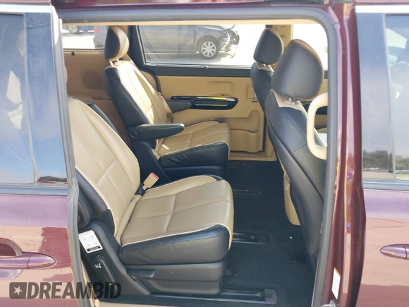 2016 Kia Sedona EX with VIN KNDMC5C1XG6139621, listed as a IAAI auction lot 41545975 with 111,274 mi miles. Bid and sale history available at carsss.com. Image 8.