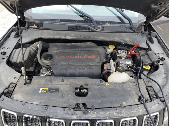 2018 Jeep Compass Latitude with VIN 3C4NJCBB8JT287353, listed as a Copart auction lot 56069635 with 92,719 mi miles and Salvage title. Bid and sale history available at DreamBid. Image 12.