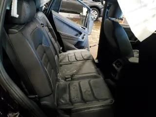 2020 Volkswagen Tiguan SEL Premium R-Line with VIN 3VV4B7AX5LM003382, listed as a Copart auction lot 46403255 with 28,355 mi miles and Salvage Title. Bid and sale history available at carsss.com. Image 11.