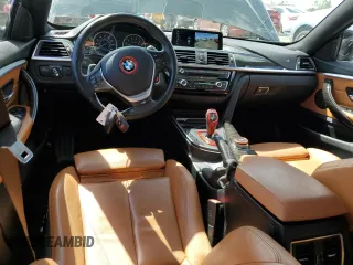 2019 BMW 4 Series 430i xDrive z VIN WBA4J3C50KBL10578, wystawiony jako Copart lot #55742005 z przebiegiem 69 543 mil mil oraz Szkody całkowita. Historia ofert i sprzedaży dostępna na DreamBid. Obrazek 8.