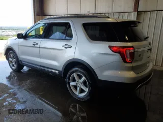 2017 Ford Explorer XLT z VIN 1FM5K8D84HGC98209, wystawiony jako Copart lot #61829195 z przebiegiem 86 677 mil mil oraz Szkoda całkowita • Salvage title. Historia ofert i sprzedaży dostępna na DreamBid. Obrazek 2.