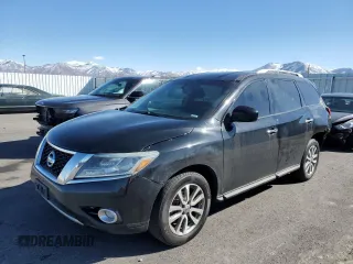 2015 Nissan Pathfinder SL with VIN 5N1AR2MM1FC610530, listed as a Copart auction lot 46538405 with 197,632 mi miles and Salvage title. Bid and sale history available at DreamBid. Image 1.