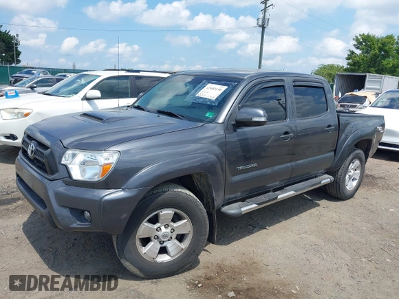 2013 Toyota Tacoma with VIN 3TMLU4EN0DM130912, listed as a IAAI auction lot 42682150 with 166,503 mi miles and . Bid and sale history available at DreamBid. Image 18.
