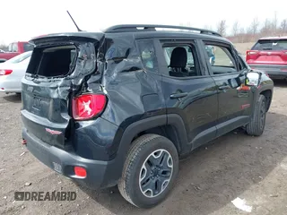 2016 Jeep Renegade Trailhawk with VIN ZACCJBCT2GPC80097, listed as a IAAI auction lot 41912694 with 75,973 mi miles and . Bid and sale history available at carsss.com. Image 4.