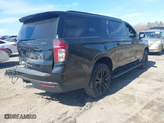 2022 Chevrolet Suburban Z71 with VIN 1GNSKDKD5NR110949, listed as a IAAI auction lot 41556533 with 68,141 mi miles. Bid and sale history available at carsss.com. Image 4.