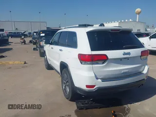 2020 Jeep Grand Cherokee Limited with VIN 1C4RJEBG0LC265886, listed as a IAAI auction lot 42007296 with 98,697 mi miles and . Bid and sale history available at DreamBid. Image 3.
