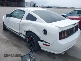 2008 Ford Mustang Deluxe with VIN 1ZVHT80N585188191, listed as a IAAI auction lot 42162834 with 145,313 mi miles and . Bid and sale history available at DreamBid. Image 3.