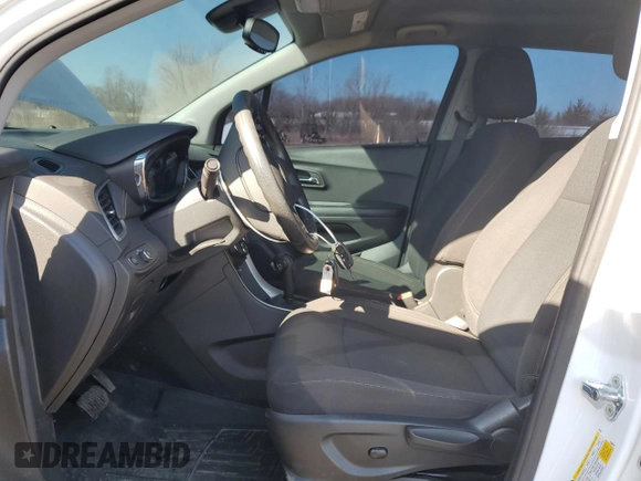 2021 Chevrolet Trax LS with VIN KL7CJNSB6MB349841, listed as a Copart auction lot 48865625 with 33,936 mi miles and Salvage Title. Bid and sale history available at carsss.com. Image 7.