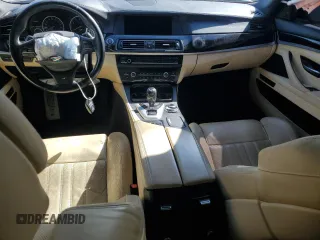 2013 BMW M5 with VIN WBSFV9C50DC773250, listed as a Copart auction lot 45922965 with 96,246 mi miles and Salvage Title. Bid and sale history available at carsss.com. Image 8.