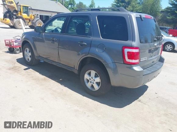 2011 Ford Escape XLT с VIN 1FMCU9DG4BKB17225, выставлен на аукционе IAAI как лот 42635446 с пробегом 134 418 миль миль и . История ставок и продаж доступна на DreamBid. Изображение 3.