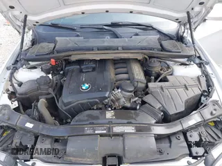 2013 BMW 3 Series 328i с VIN WBADW7C55DE734414, выставлен на аукционе IAAI как лот 42685123 с пробегом 72 180 миль миль и . История ставок и продаж доступна на DreamBid. Изображение 10.