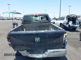 2014 Ram 1500 Tradesman z VIN 1C6RR6FG2ES339933, wystawiony jako IAAI lot #42594859 z przebiegiem Nie podano mil oraz . Historia ofert i sprzedaży dostępna na DreamBid. Obrazek 16.