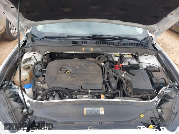 2018 Ford Fusion SE with VIN 3FA6P0HD7JR229022, listed as a IAAI auction lot 41758924 with 121,598 mi miles. Bid and sale history available at carsss.com. Image 10.
