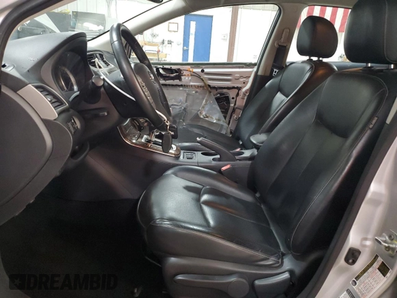 2015 Nissan Sentra SR with VIN 3N1AB7AP4FY332253, listed as a Copart auction lot 53729495 with 61,219 mi miles and Salvage Title. Bid and sale history available at DreamBid. Image 7.
