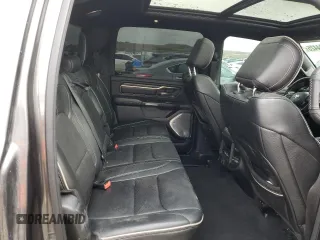 2019 Ram 1500 Limited z VIN 1C6SRFHT4KN561850, wystawiony jako Copart lot #51494425 z przebiegiem 74 897 mil mil oraz Szkoda całkowita • Salvage title. Historia ofert i sprzedaży dostępna na DreamBid. Obrazek 10.