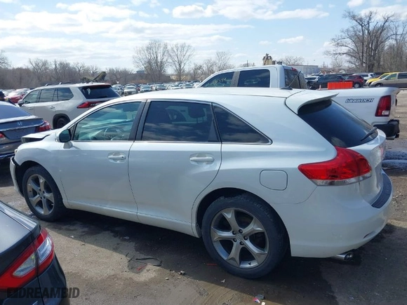 2009 Toyota Venza with VIN 4T3ZK11A79U013268, listed as a IAAI auction lot 41731002 with NaN miles. Bid and sale history available at carsss.com. Image 15.