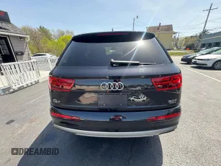 2017 Audi Q7 Premium Plus z VIN WA1LAAF75HD025575, wystawiony jako Copart lot #55443465 z przebiegiem 162 389 mil mil oraz Czysty tytuł • Clean title. Historia ofert i sprzedaży dostępna na DreamBid. Obrazek 7.