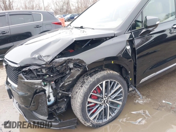 2022 Cadillac XT6 Sport with VIN 1GYKPHRS3NZ138698, listed as a IAAI auction lot 41547570 with 15,919 mi miles. Bid and sale history available at carsss.com. Image 6.