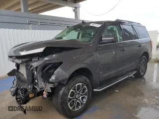 2022 Ford Expedition XLT with VIN 1FMJU1HT2NEA67041, listed as a Copart auction lot 67753854 with 37,203 mi miles and Non Repairable. Bid and sale history available at carsss.com. Image 1.