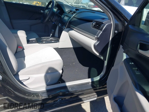 2014 Toyota Camry L with VIN 4T4BF1FK0ER415343, listed as a IAAI auction lot 41845661 with 25,247 mi miles and . Bid and sale history available at DreamBid. Image 5.