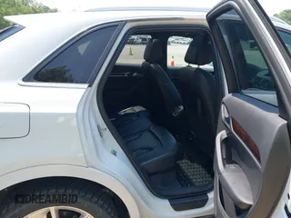 2016 Audi Q3 Premium Plus z VIN WA1EFCFSXGR014289, wystawiony jako IAAI lot #42440711 z przebiegiem 120 765 mil mil oraz . Historia ofert i sprzedaży dostępna na DreamBid. Obrazek 8.