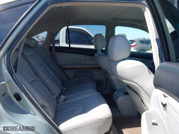 2004 Lexus RX 330 with VIN JTJGA31U640037684, listed as a IAAI auction lot 41858947 with 229,050 mi miles. Bid and sale history available at carsss.com. Image 8.