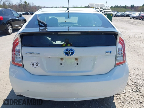2015 Toyota Prius Four with VIN JTDKN3DU5F1907662, listed as a IAAI auction lot 42048565 with 84,458 mi miles. Bid and sale history available at carsss.com. Image 16.