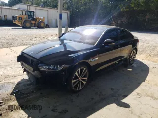 2017 Jaguar XE 35t R-Sport z VIN SAJAL4BV4HA949361, wystawiony jako Copart lot #74413514 z przebiegiem 61 932 mil mil oraz Szkoda całkowita • Salvage title. Historia ofert i sprzedaży dostępna na DreamBid. Obrazek 1.