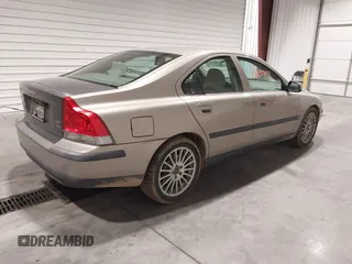 2003 Volvo S60 2.4L Turbo with VIN YV1RS58D432256036, listed as a IAAI auction lot 41805738 with 285,341 mi miles. Bid and sale history available at carsss.com. Image 4.