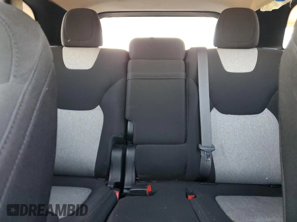 2014 Jeep Cherokee Latitude z VIN 1C4PJLCS2EW168480, wystawiony jako Copart lot #83882874 z przebiegiem 176 420 mil mil oraz Szkoda całkowita • Salvage title. Historia ofert i sprzedaży dostępna na DreamBid. Obrazek 10.