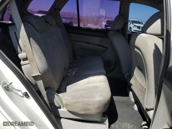 2008 Kia Rondo LX with VIN KNAFG525787175339, listed as a Copart auction lot 67973964 with 177,908 mi miles and Salvage Title. Bid and sale history available at carsss.com. Image 11.