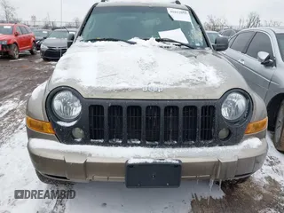 2006 Jeep Liberty Limited with VIN 1J4GL58K86W238011, listed as a IAAI auction lot 41612952 with 161,705 mi miles. Bid and sale history available at carsss.com. Image 12.