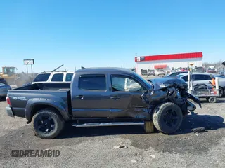 2014 Toyota Tacoma with VIN 5TFLU4EN1EX108137, listed as a IAAI auction lot 41691253 with 119,820 mi miles. Bid and sale history available at carsss.com. Image 13.