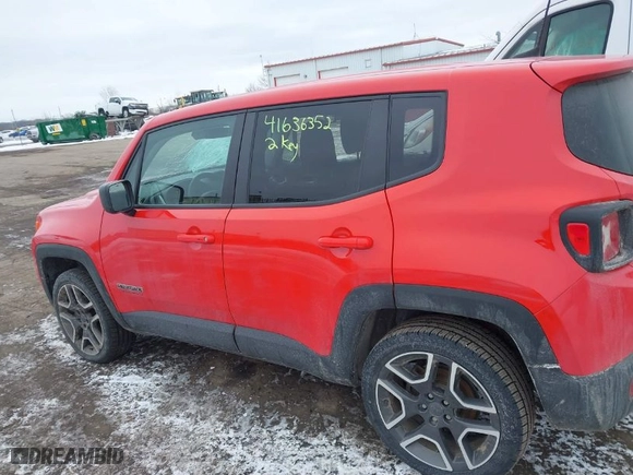2021 Jeep Renegade Upland Edition with VIN ZACNJDAB1MPM21927, listed as a IAAI auction lot 41636352 with 120,125 mi miles. Bid and sale history available at carsss.com. Image 14.
