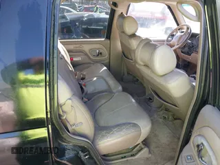 2000 GMC Denali with VIN 1GKEK13R1YR129862, listed as a IAAI auction lot 41833054 with 223,811 mi miles. Bid and sale history available at carsss.com. Image 8.